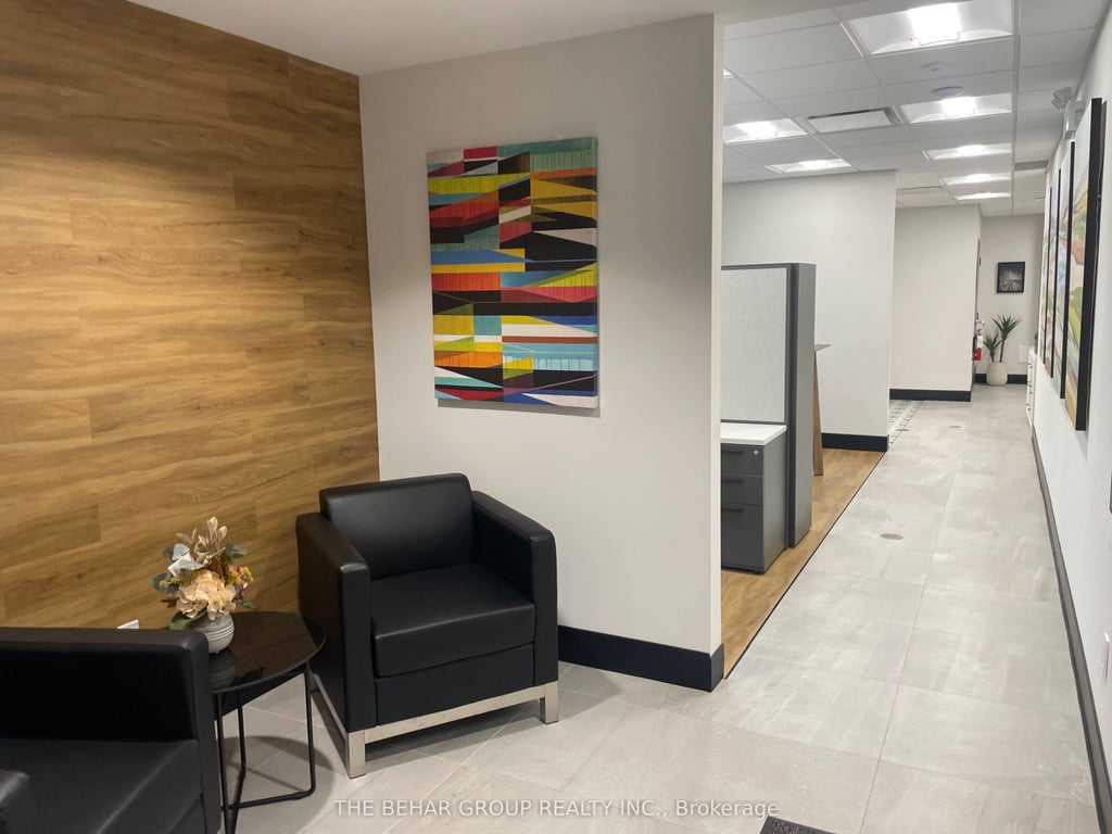 1839 Albion Road 2nd Floor, Toronto W10