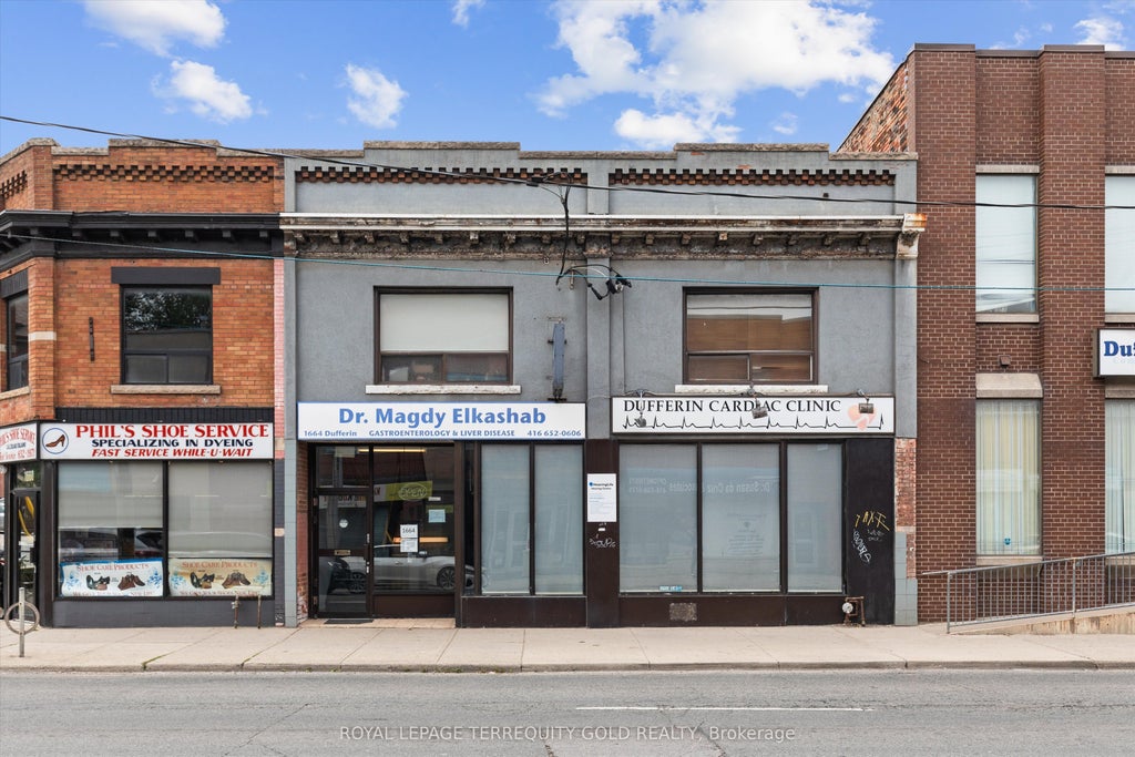 1662 & 1664 Dufferin Street, Toronto W03