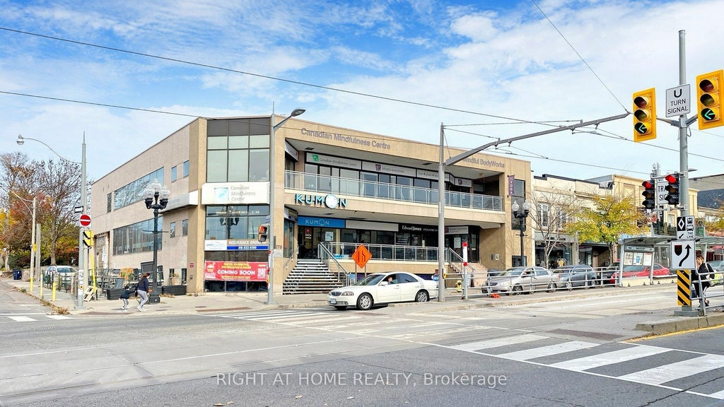 1278 St.clair Avenue W 5, Toronto W03