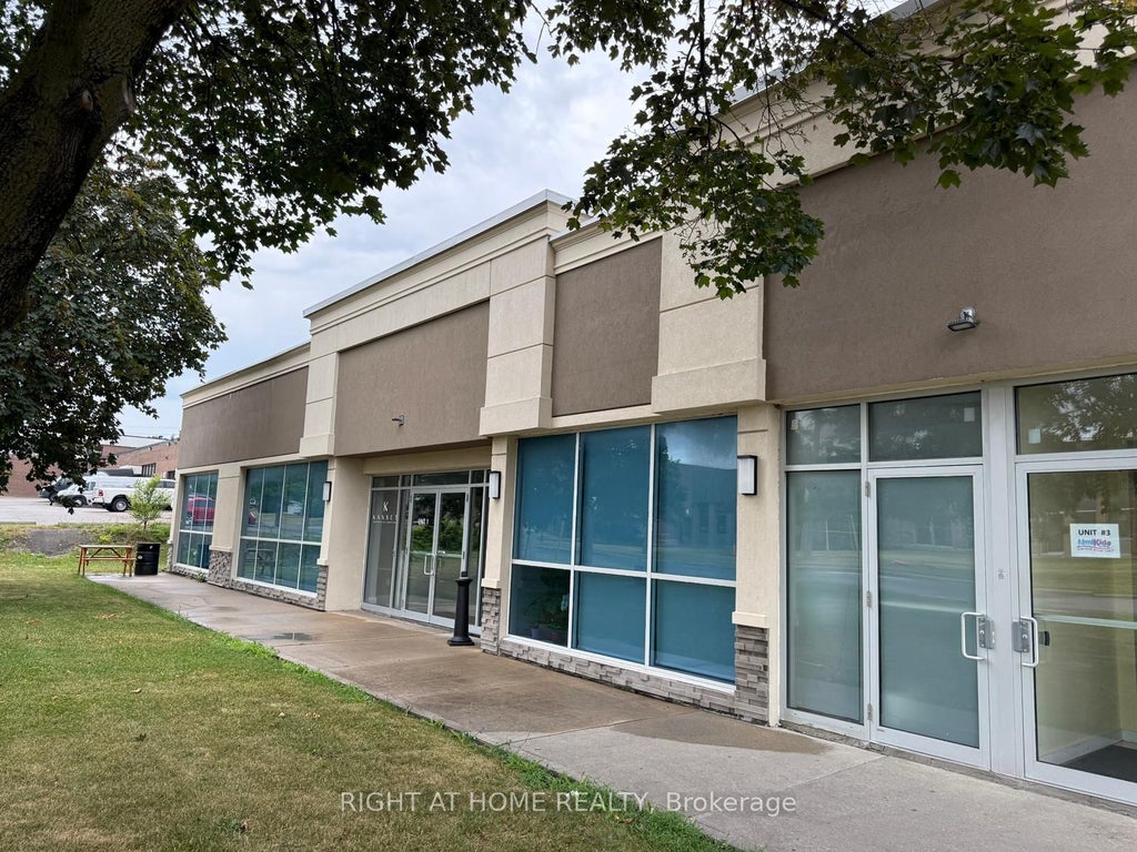 300 Supertest Road 2, Toronto W05