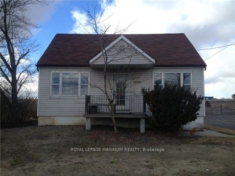 3832 Steels Avenue, Brampton