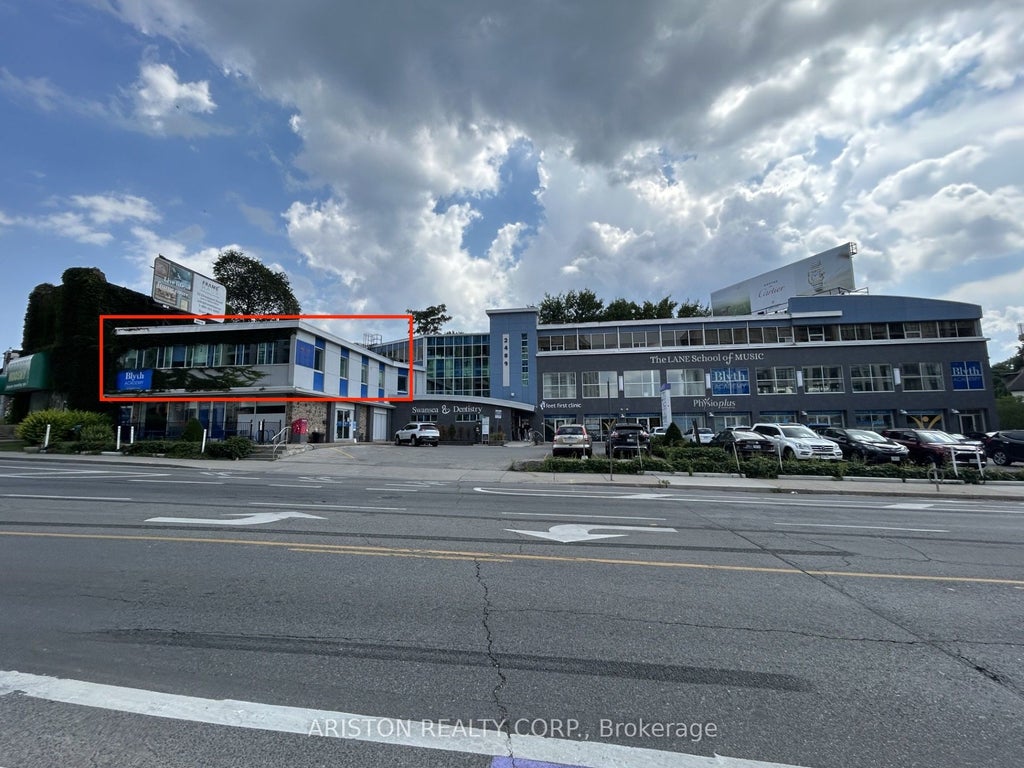 2489 Bloor Street W 2nd Floor, Toronto W01