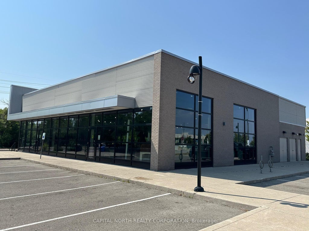 1296 Castlefield Avenue Bldg F, Toronto W04