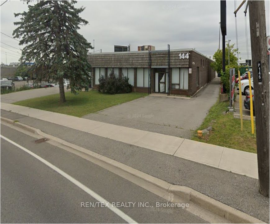 144 Oakdale Road, Toronto W05