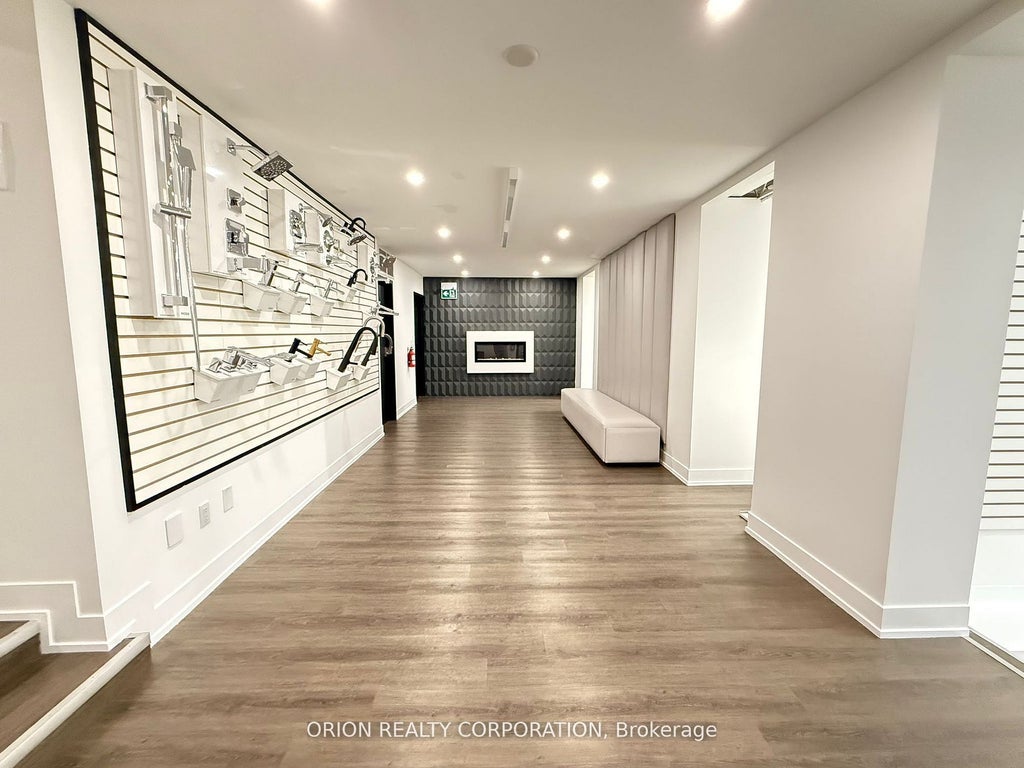 1149 Lakeshore Road E Bsmt, Mississauga
