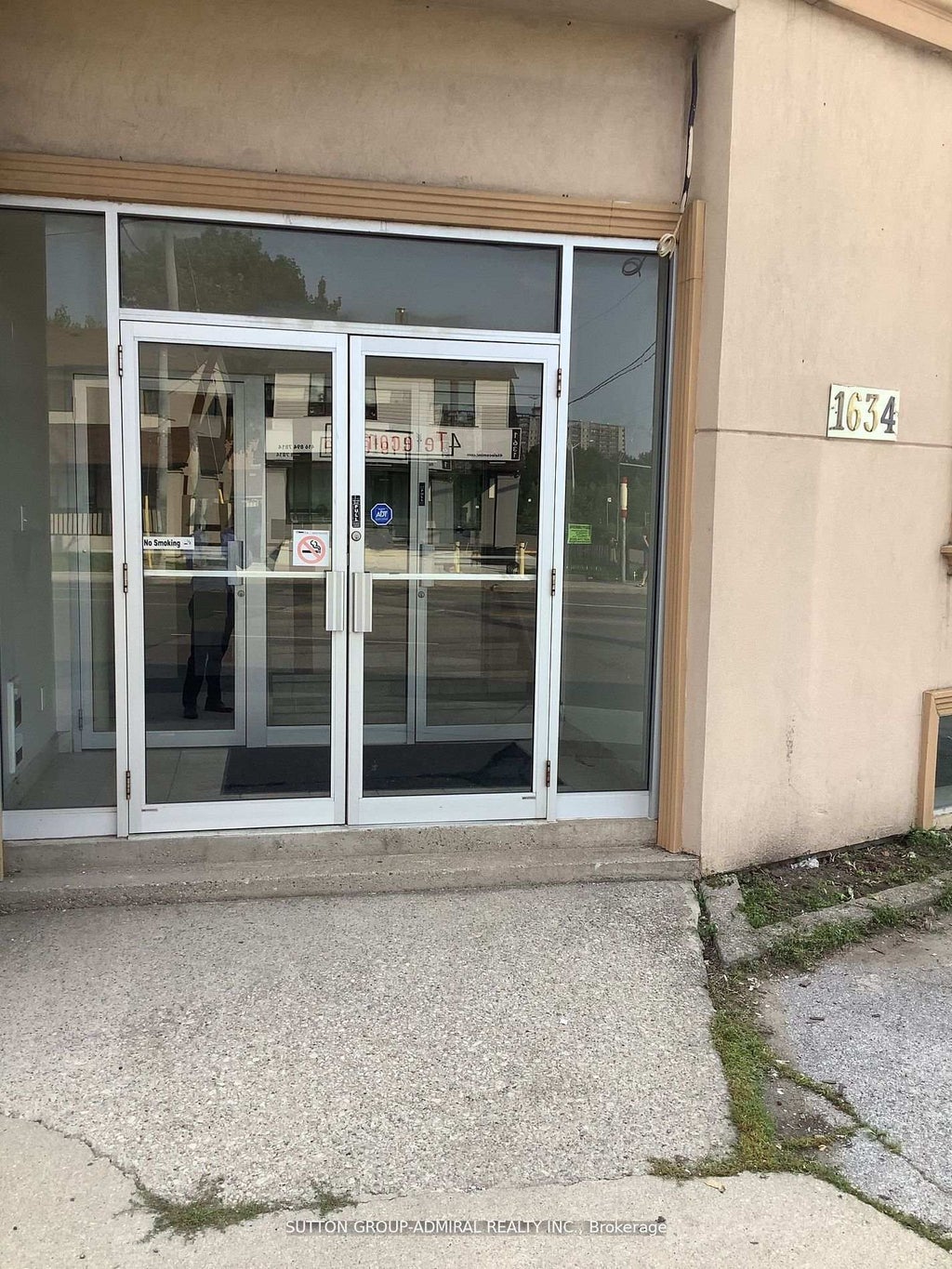 1634 Weston Road W, Toronto W04