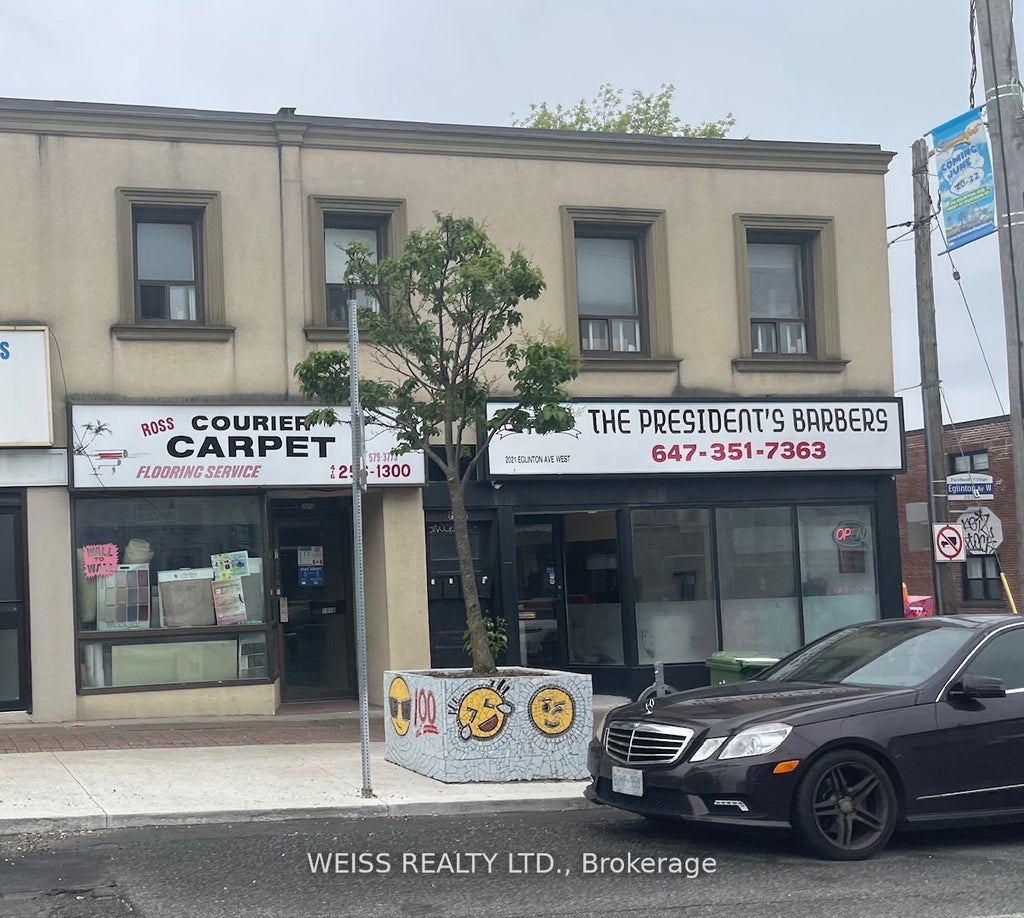 2021 Eglinton Avenue W, Toronto W03