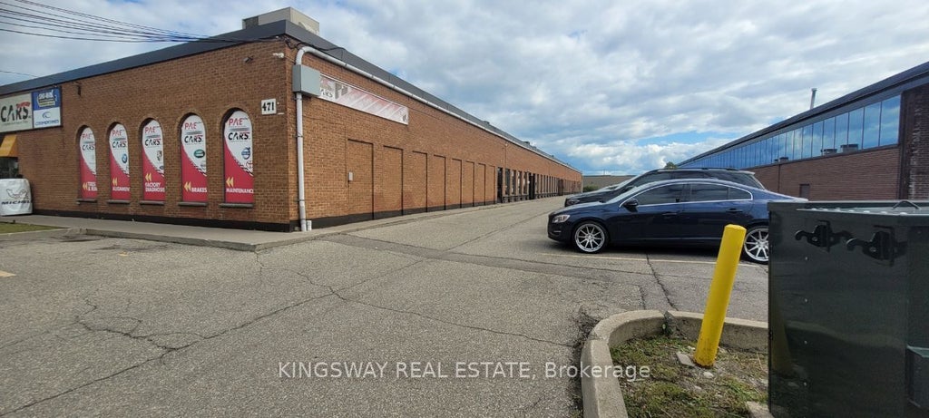 471 Garyray Drive, Toronto W05