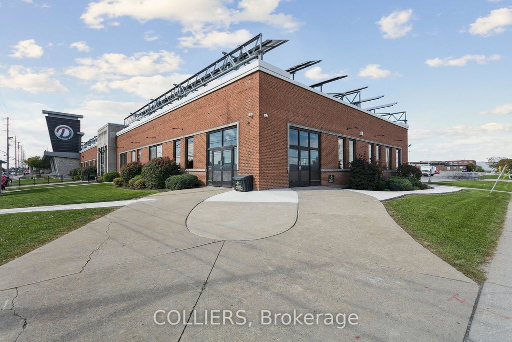 1860 Wilson Avenue 100, Toronto W05