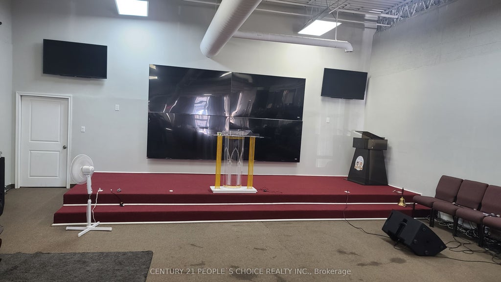 2400 Finch Avenue W 5 Shared, Toronto W05