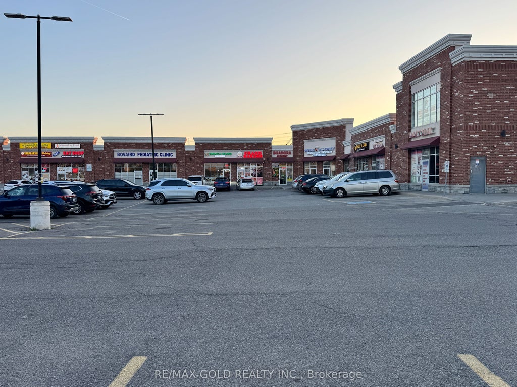 965 Bovaird Drive W 10, Brampton