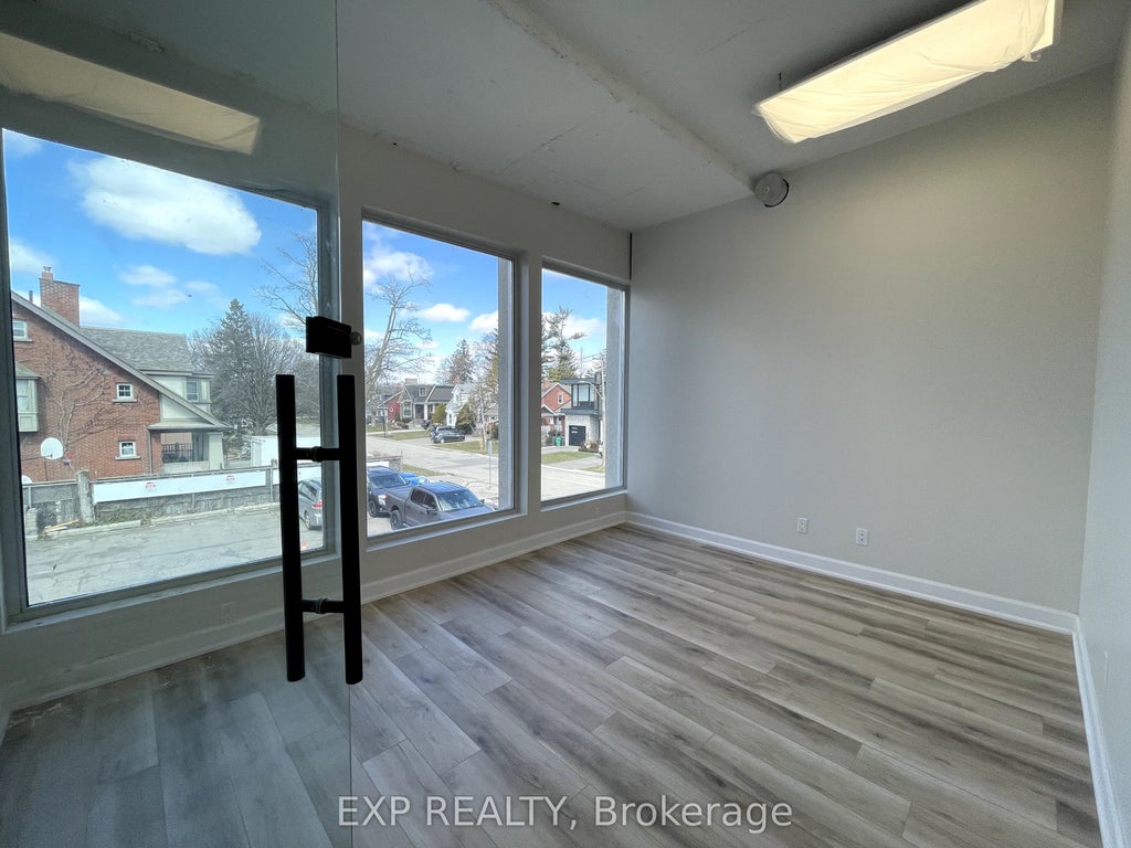 230 Lakeshore Road E 205-4a, Mississauga