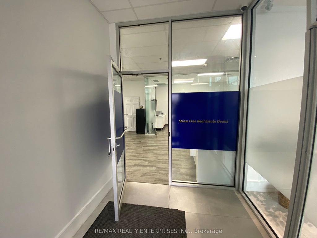 145 Traders Boulevard E 14, Mississauga