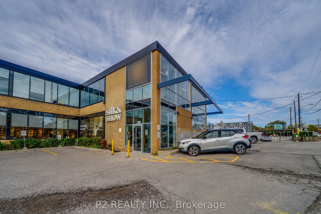 670 Caledonia Road 301, Toronto W04