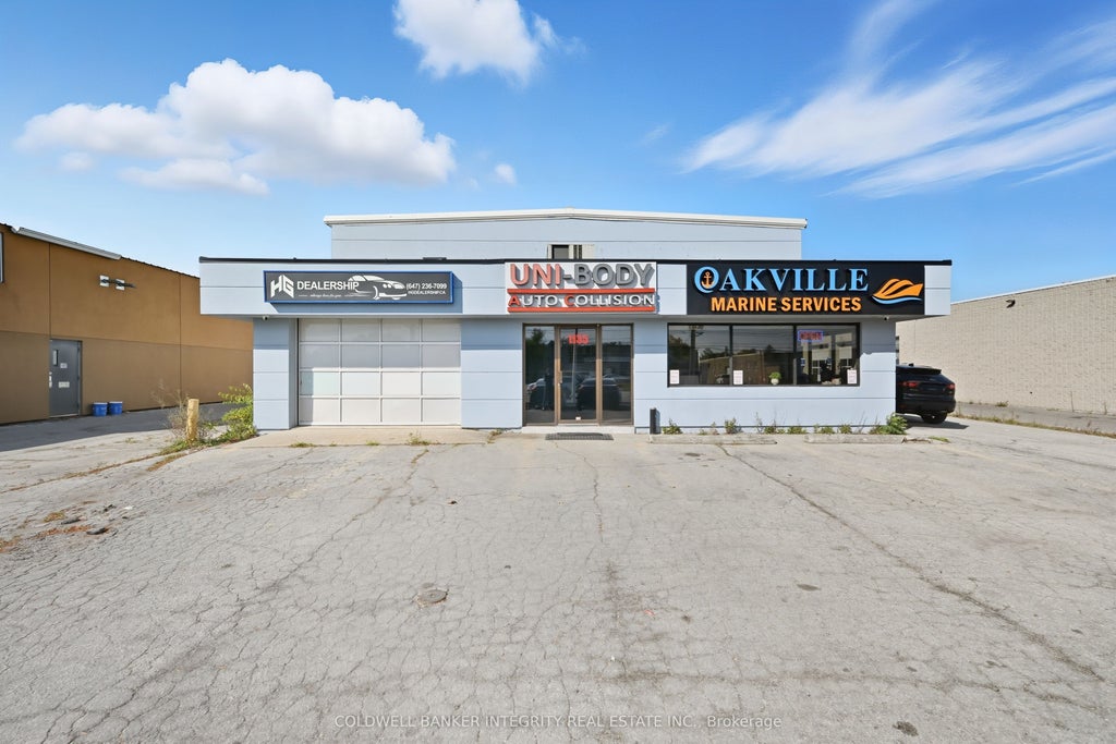 1135 Speers Road Building, Oakville