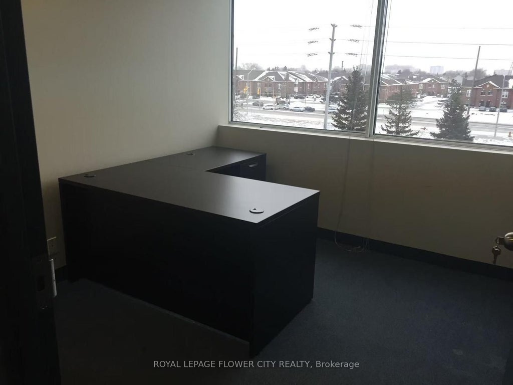 2800 Skymark Avenue 306, Mississauga