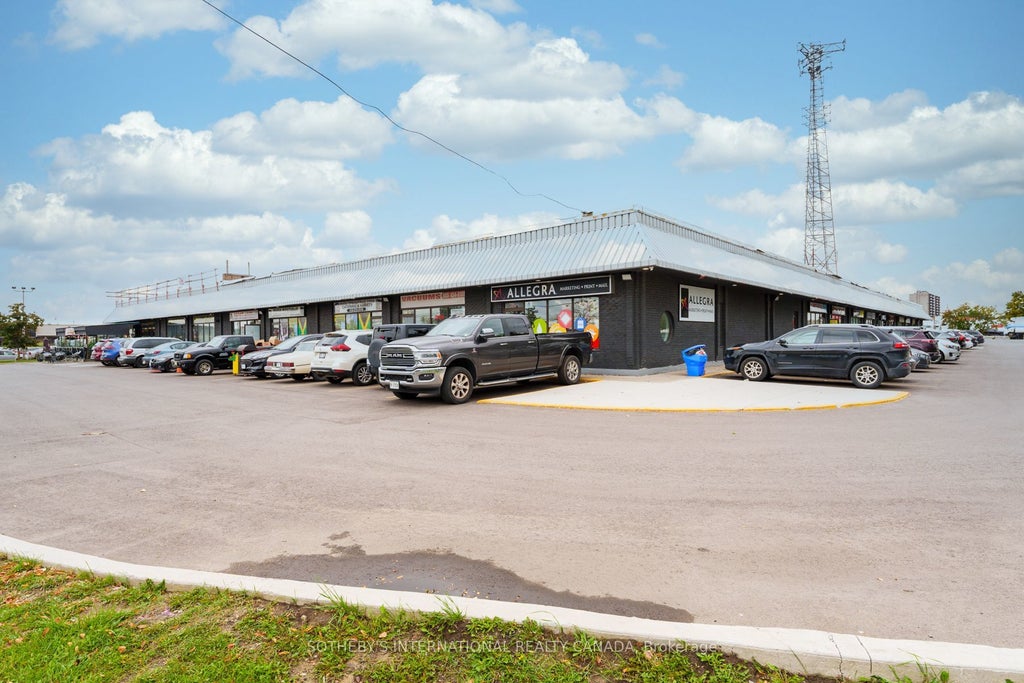 289 Rutherford Road S 10, Brampton