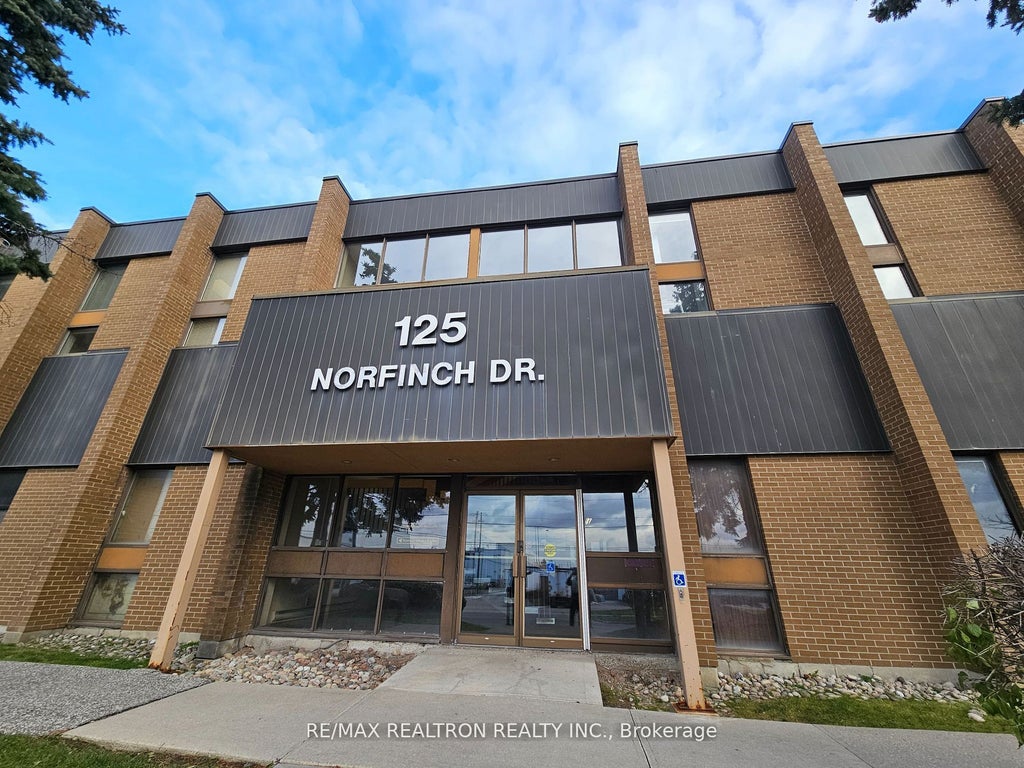 125 Norfinch Drive 212, Toronto W05