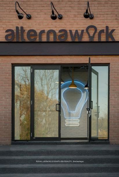 2115 South Service Road W 900, Oakville