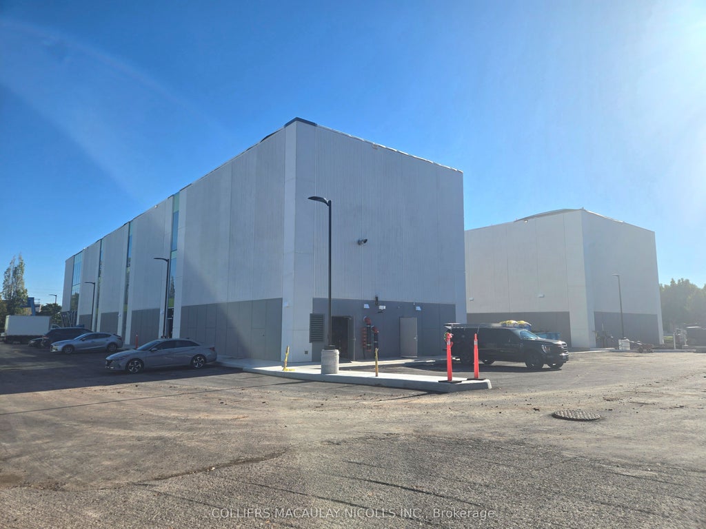 2360 Bristol Circle, Oakville