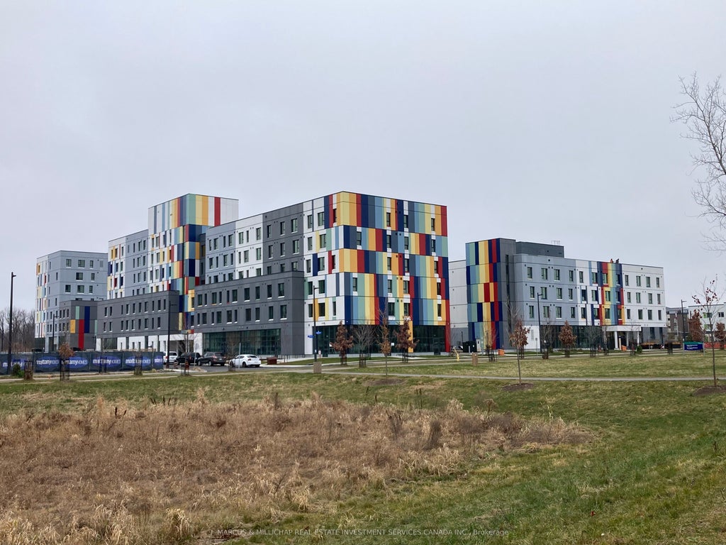 1370b Hemlock Road, Manor Park - Cardinal Glen and Area