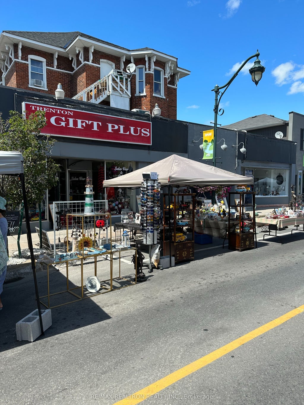 108 Dundas Street W, Quinte West