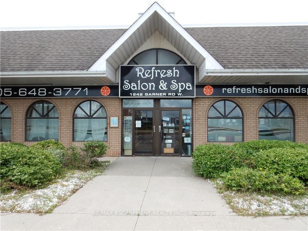 1242 Garner Road 6, Hamilton