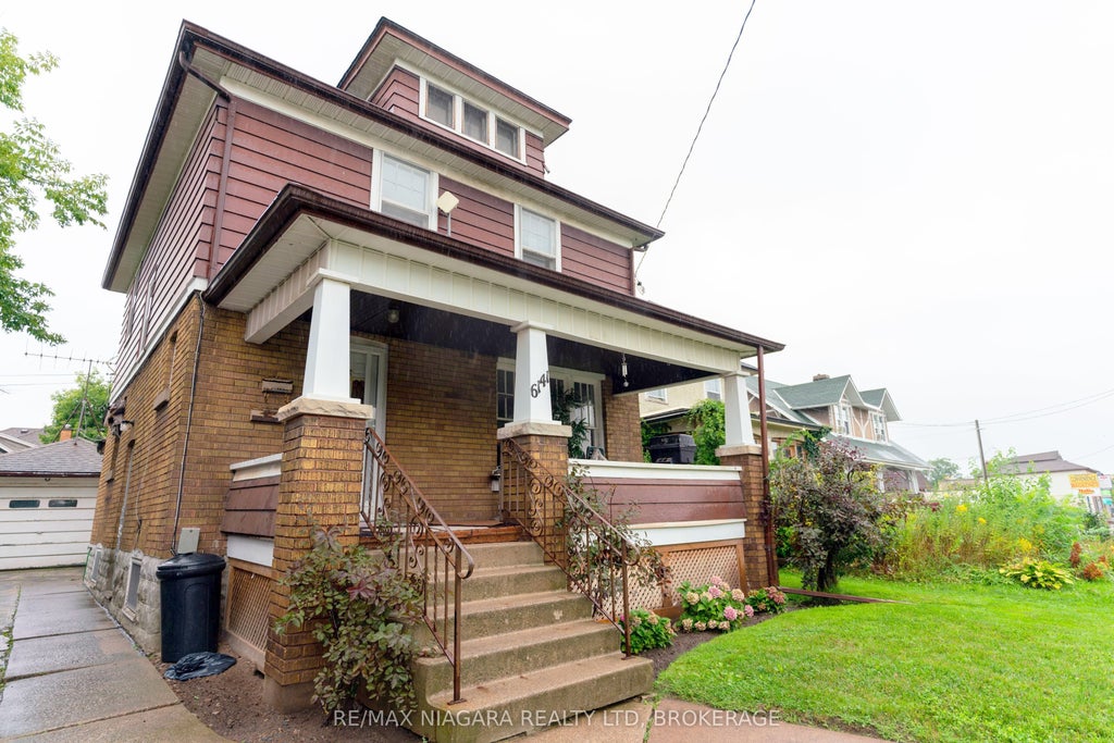 6141 Main Street, Niagara Falls