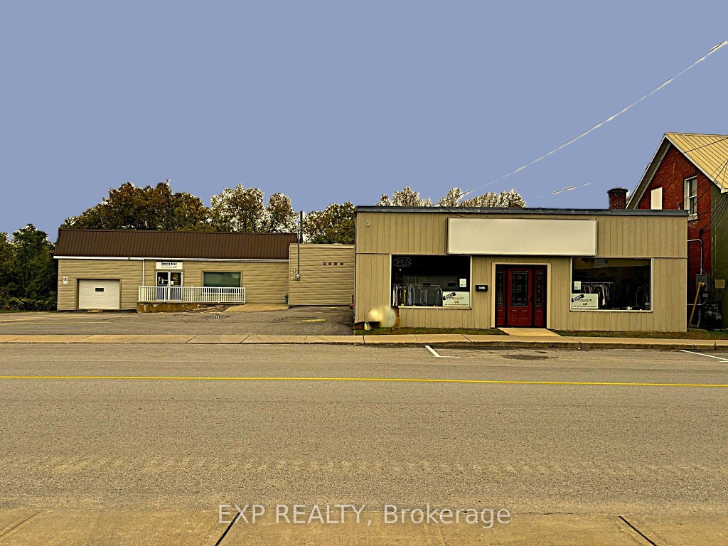 115-125 Plaunt Street S, Renfrew