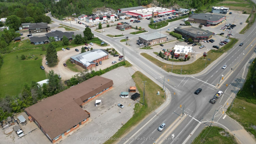 5 Bobcaygeon Road, Minden Hills