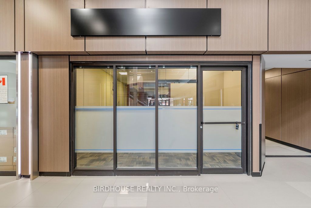 189 Kent Street W 105, Kawartha Lakes