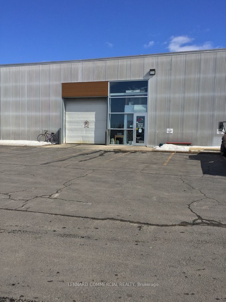 1084 Kenaston Street Unit 3, Alta Vista and Area