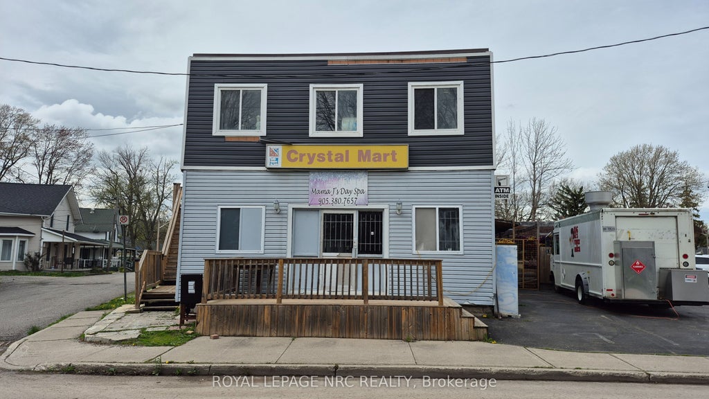 74 Queens Circle 2, Fort Erie