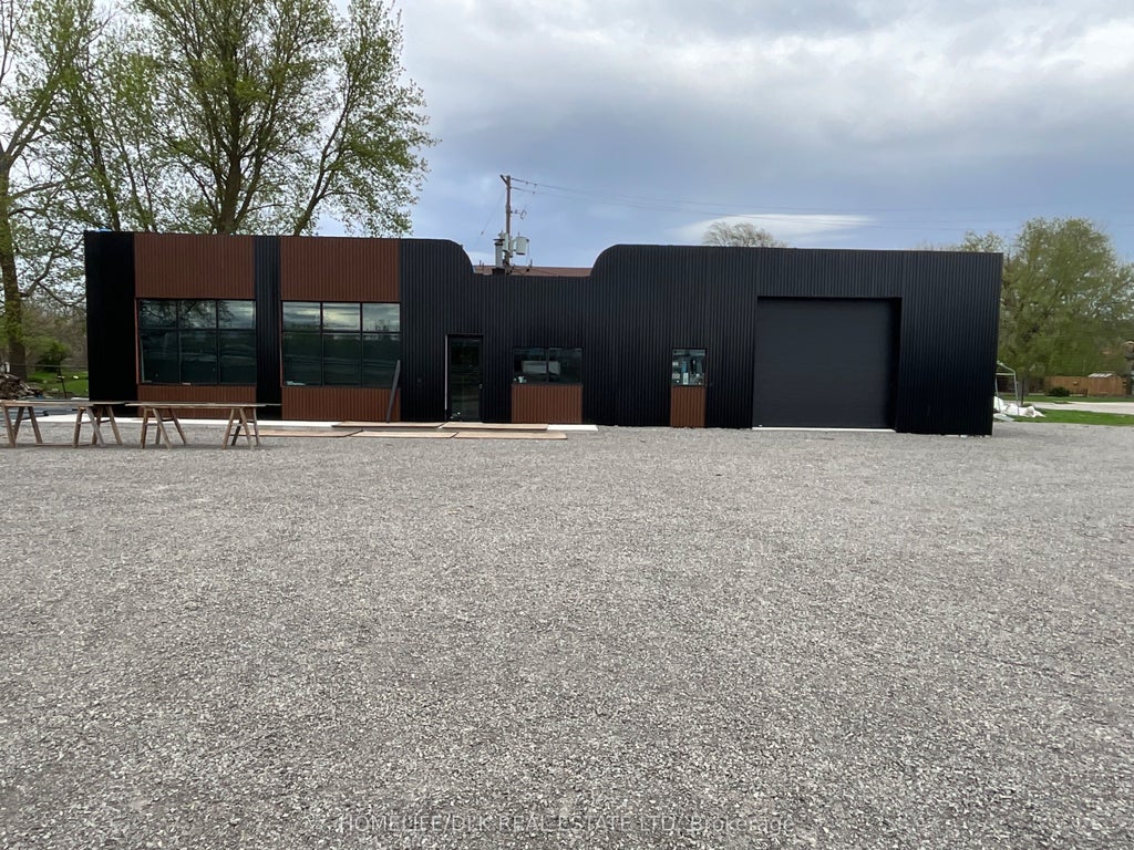 185 North Augusta Road, Brockville