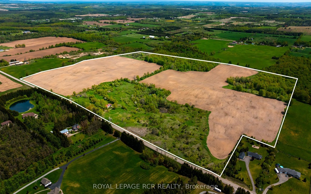 555463 Mono-amaranth Townline, Mono