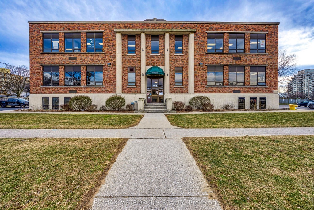 109 Durand Street A Upper, Sarnia