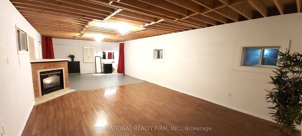 366 Cumberland Avenue, Hamilton