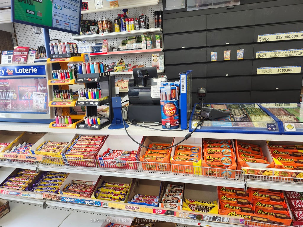 433 Main Street S, South Huron