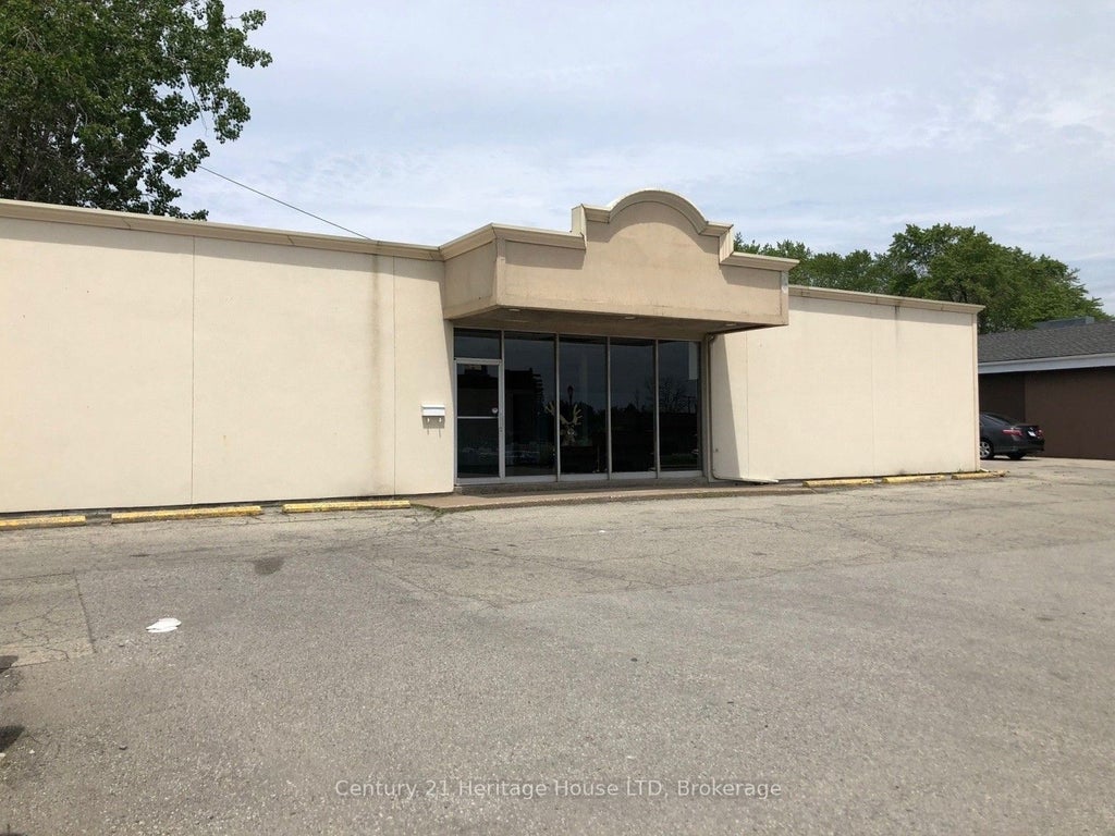 241 Garrison Road, Fort Erie