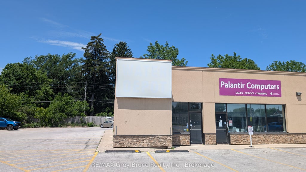640 10th Street W 1, Owen Sound