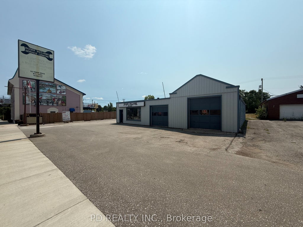 40 King Street E, Kawartha Lakes