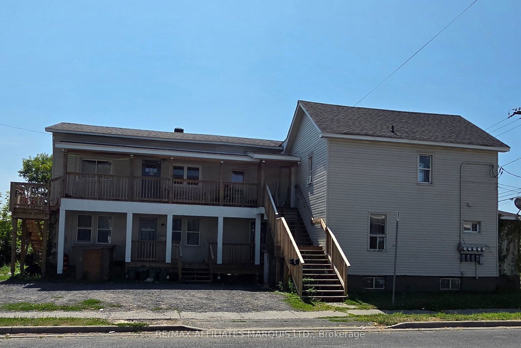 501 Fifth Street W, Cornwall