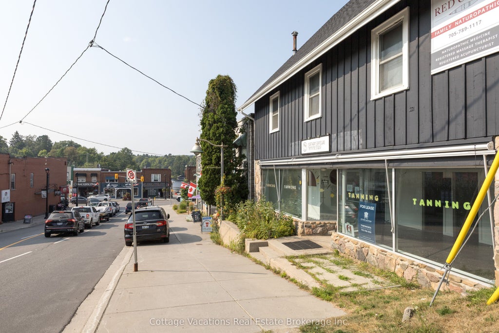 10 Brunel Road, Huntsville