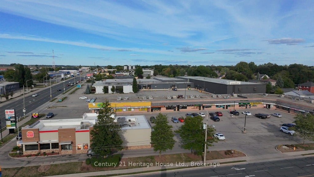 809 Victoria Street N #8a, Kitchener