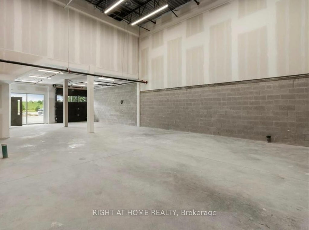 587 Hanlon Creek Boulevard 12, Guelph