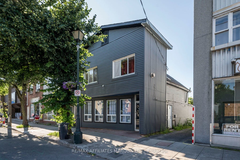 155 Montreal Road, Cornwall