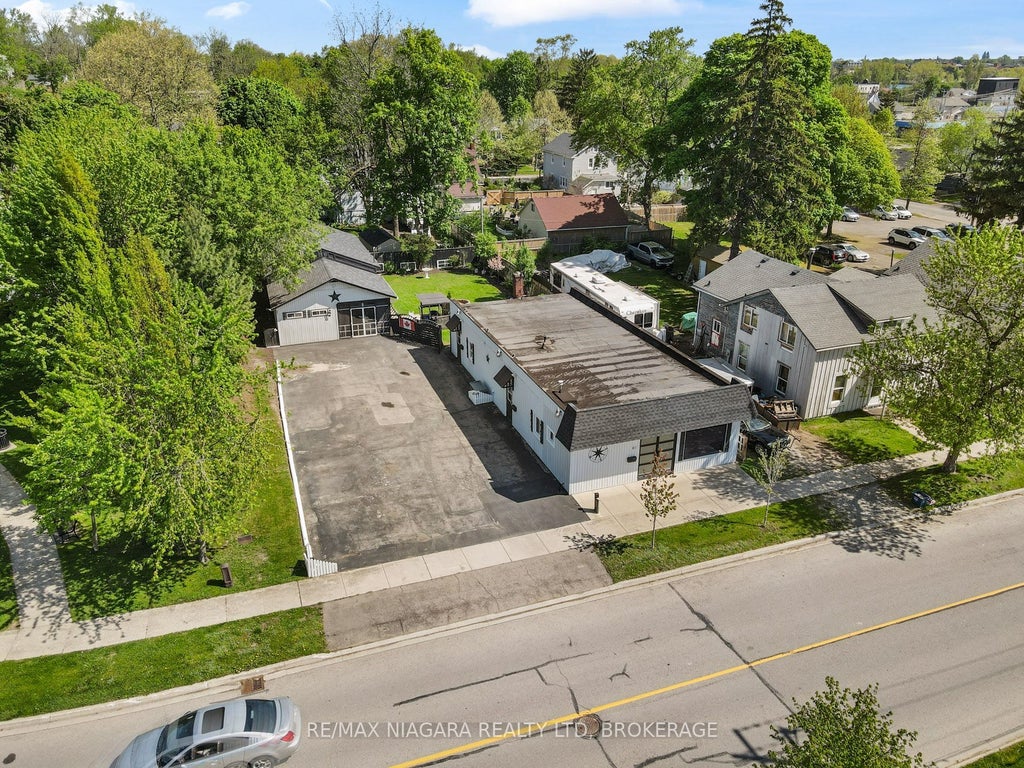 61 Queen Street, Fort Erie