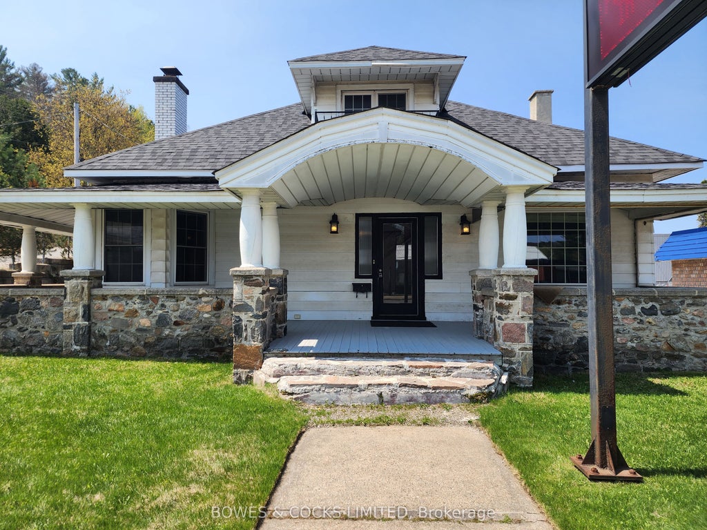 124 Maple Avenue, Dysart et al