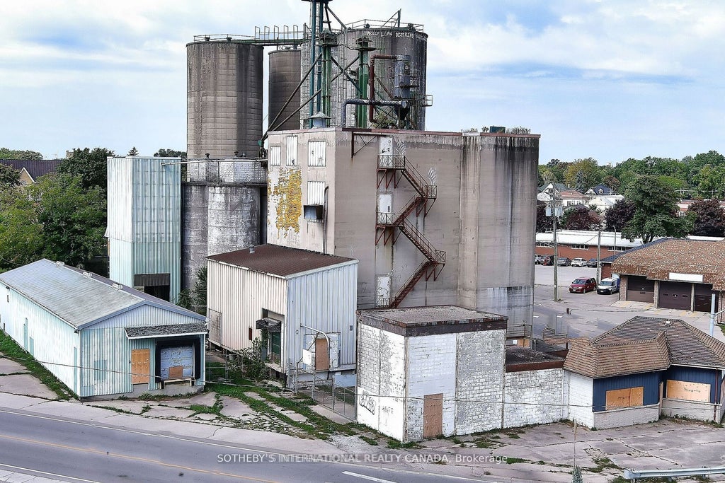 62 Albert Street, Strathroy-Caradoc