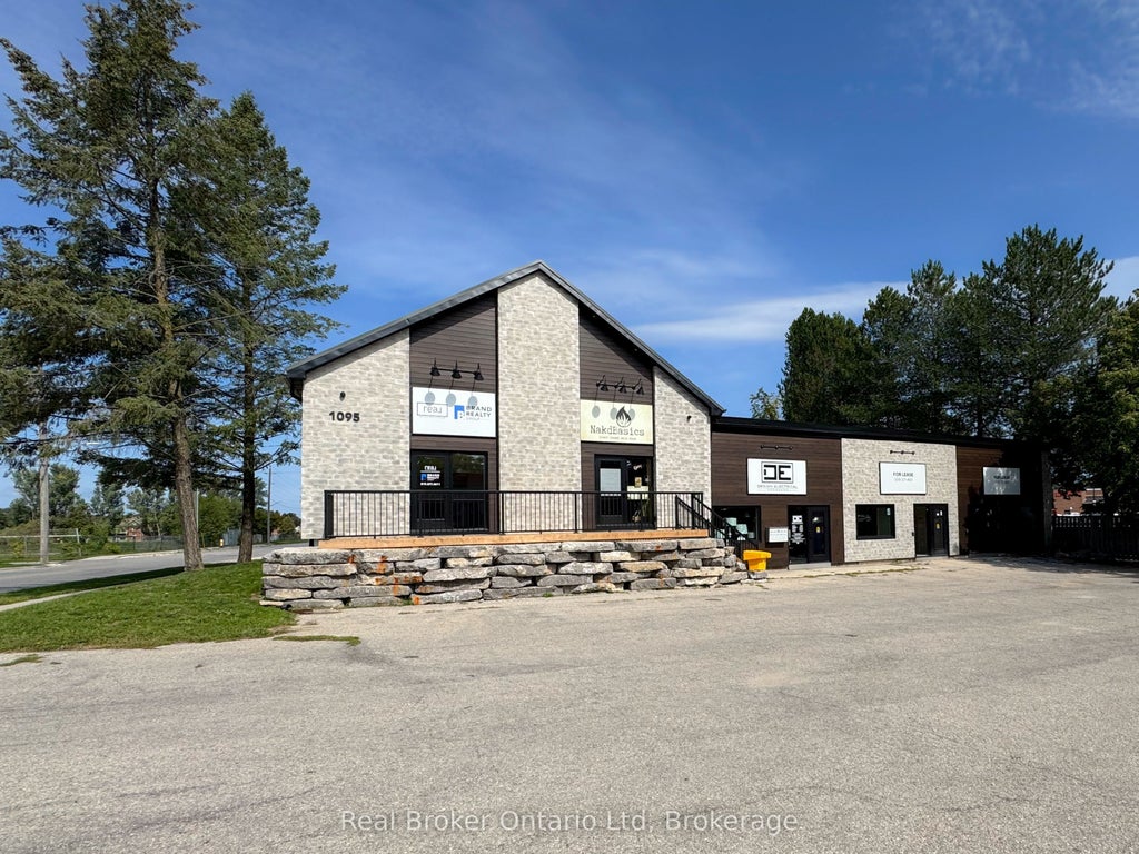 1095 1st Avenue W 2, Owen Sound